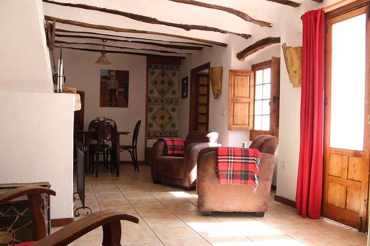 Apartamento para 2 personas, con terraza y piscina, Se admiten mascotas en Priego de Córdoba