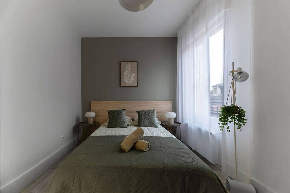 Entire apartment, Le Desroziers 322 - 31 avenue Victoria - Vichy in Vichy, Vichy region