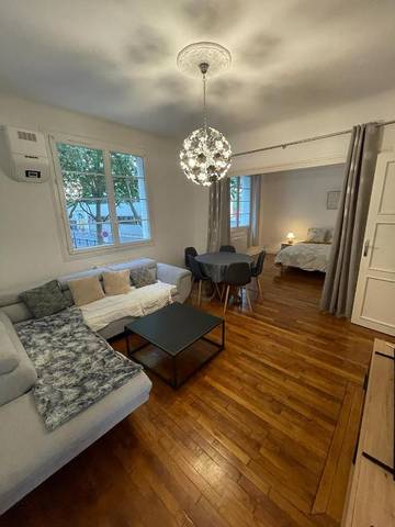 Gîte pour 5 personnes, avec balcon et vue à Alfortville