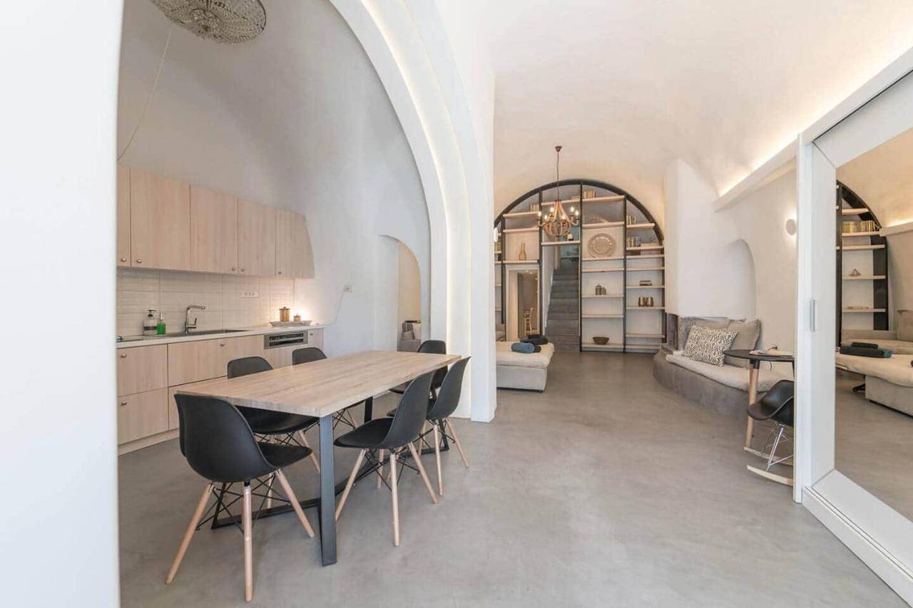 Villa Luxl in Mesaria, Santorini