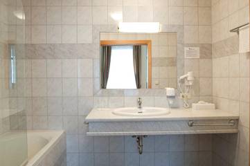 Hotel für 4 Personen in Mariazell, Bezirk Bruck an der Mur, Bild 4