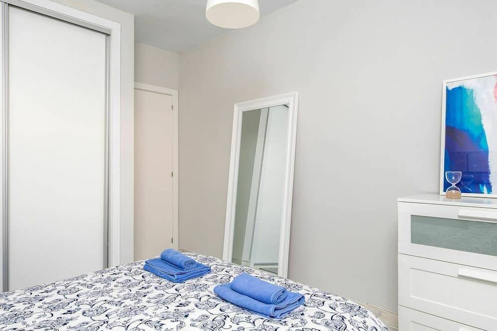 Appartement entier, Confortable appartement pour 4 personnes avec climatisation, piscine, Tv et terrasse in Montemar Torremolinos, Torremolinos