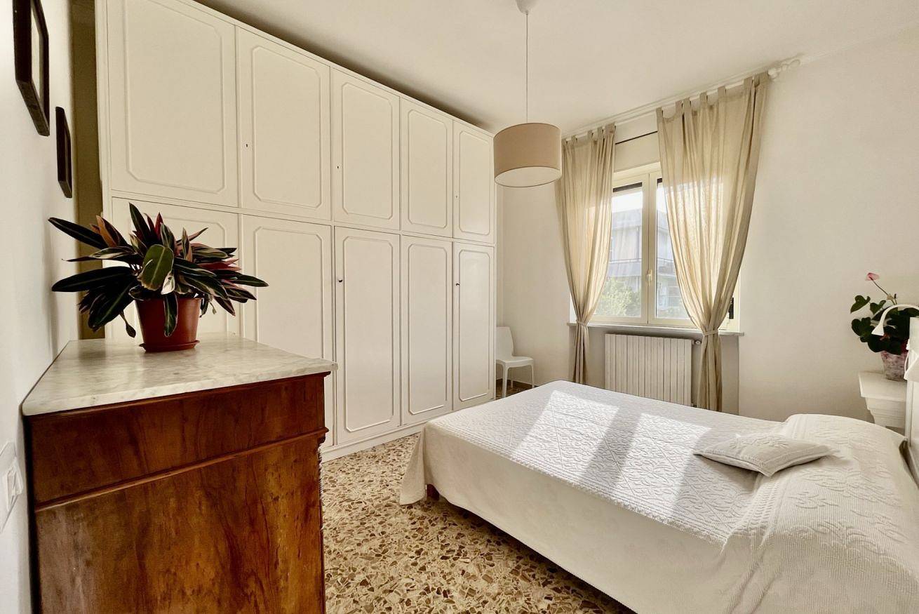 Suite con camera da letto e salottino in Spiaggia del Poetto, Poetto