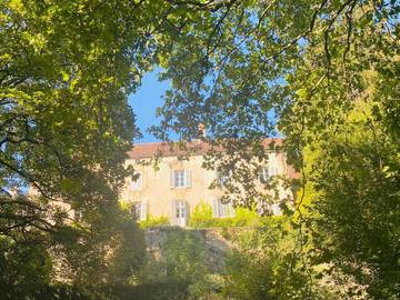 Gîte pour 13 personnes, avec piscine et jardin à Vitteaux