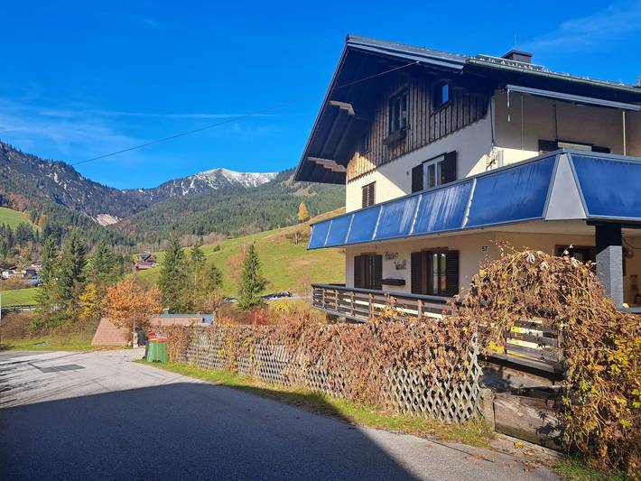 Ferienwohnung für 6 Personen, mit Garten und Terrasse in Rußbach am Paß Gschütt