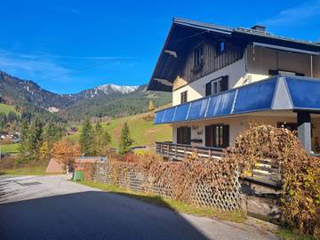 Ferienwohnung für 6 Personen, mit Terrasse und Garten in Rußbach am Paß Gschütt