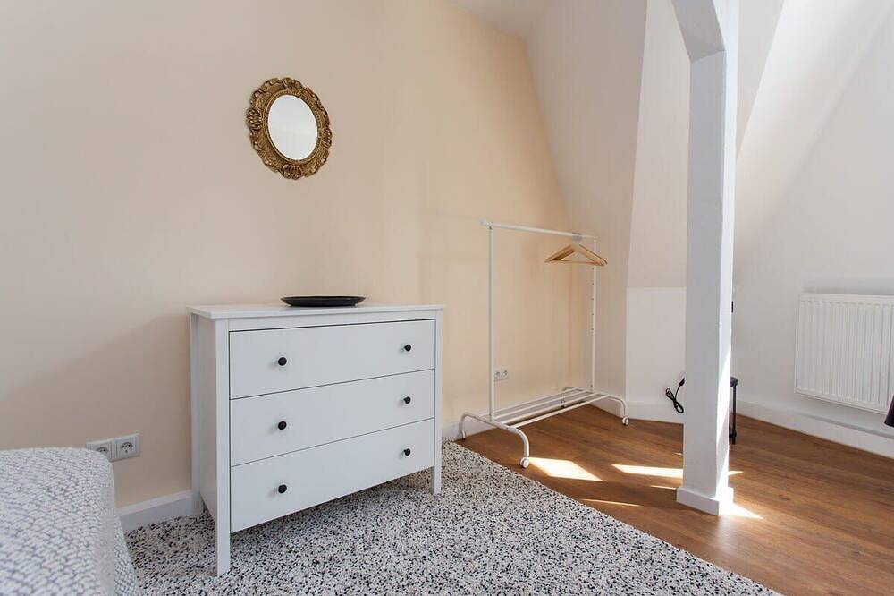 Fullhouse | Halle | M14 King Louis Xiv | Zentrum in Halle (Sajonia-Anhalt), Saale-Unstrut