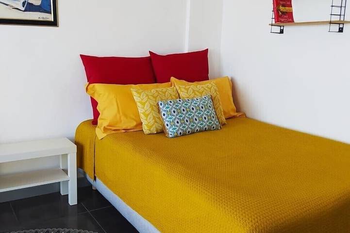 Location de vacances pour 2 personnes, avec terrasse dans Plage Du Bestouan Cassis - 2