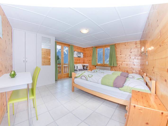 Gîte pour 6 personnes, avec balcon ainsi que jardin et vue, animaux acceptés à Grächen - 4