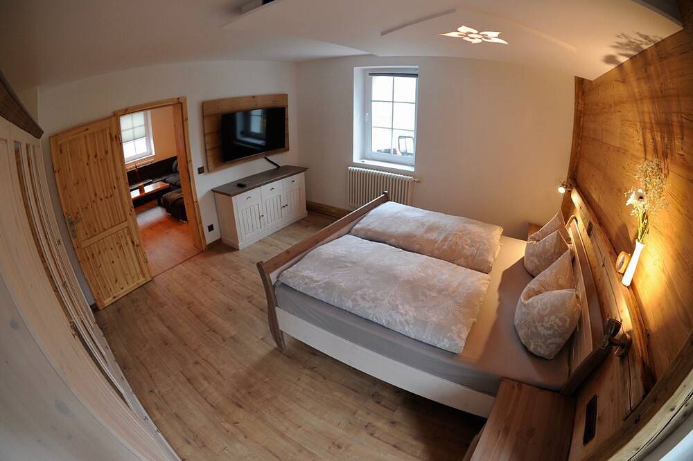 Ganze Wohnung, Altenberg Ferienwohnung „Liftblick 1“ - Gemütlichkeit trifft Moderne! in Altenberg, Osterzgebirge