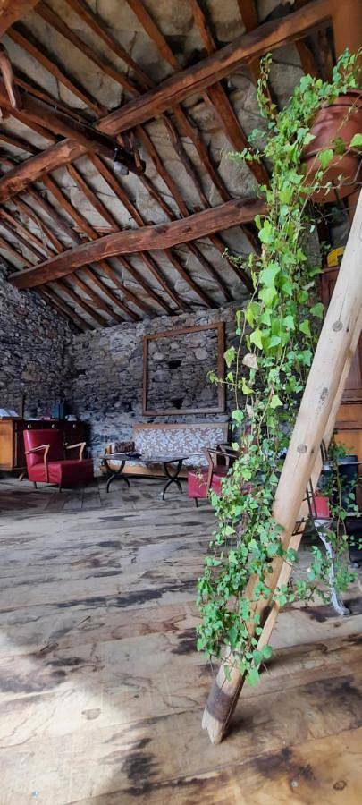 Gîte pour 3 personnes, avec terrasse et vue, animaux acceptés à Paesana - 4