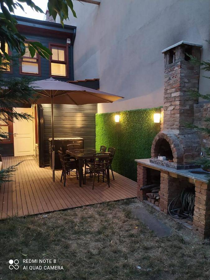 One-Bedroom Villa in Üsküdar, Stambuł