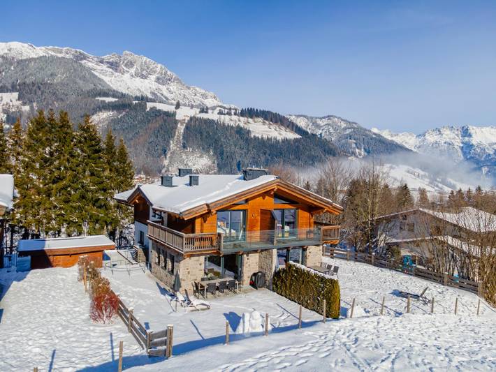 Chalet für 8 Personen, mit Balkon und Terrasse sowie Garten und Sauna in Leogang
