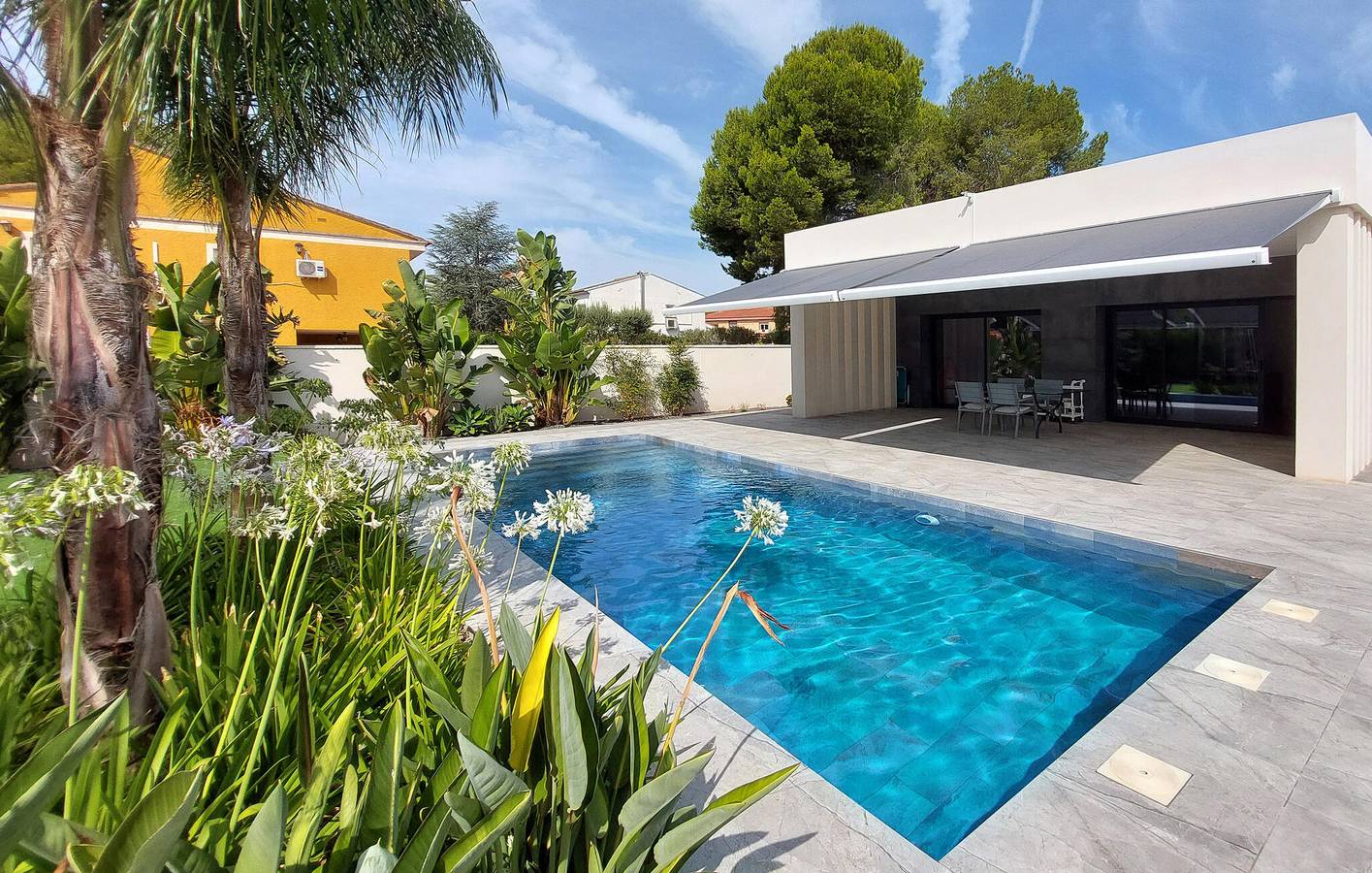 Amplio Apartamento con Piscina, WiFi y Parking | Cerca del Restaurante Torre de Porta Coeli in Serra, Provincia de Valencia