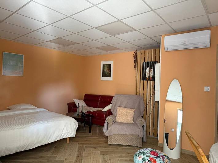 Gîte pour 2 personnes, avec jardin et vue dans Domagné - 4