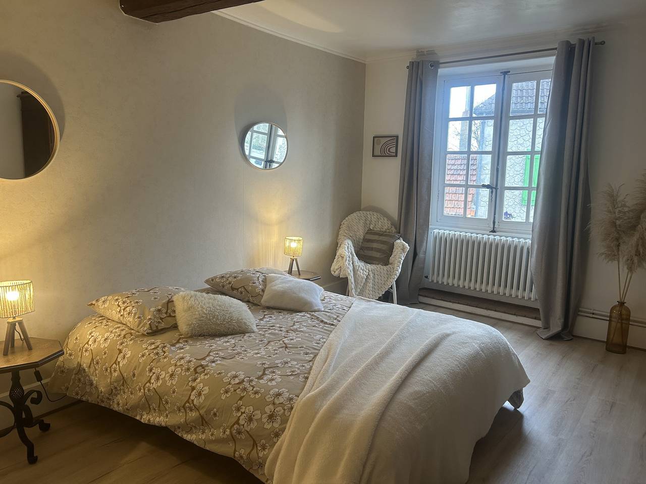Chambres & table d'hôtes - Chambre du porche in Chantenay-Saint-Imbert, Nièvre