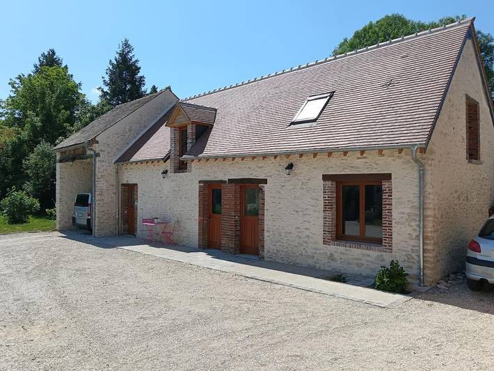 Gîte pour 3 personnes, avec terrasse et vue, animaux acceptés à Vimory