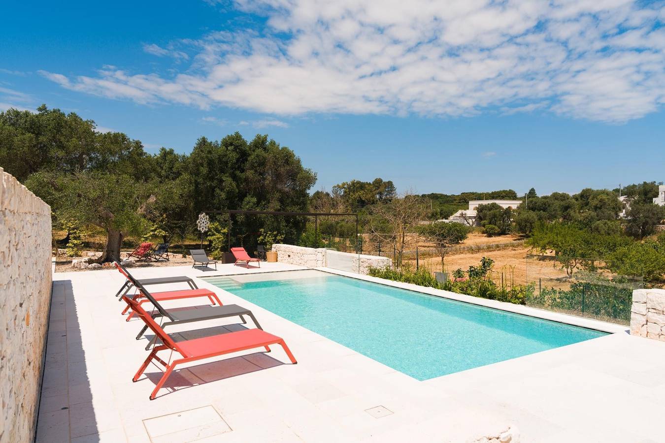 Villa Poggiostuni Trullo Santa Lucia con Piscina in Traghetto, Ostuni