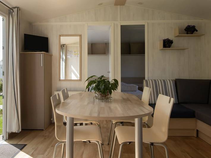 Village vacances pour 4 personnes, avec jardin ainsi que vue sur le lac et piscine en Belgique - 2