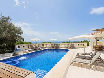 Villa in Alaior Municipality, Coast of Menorca für 12 