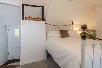 Holiday Home for 2 People in Plymouth, South Devon, Photo 3
