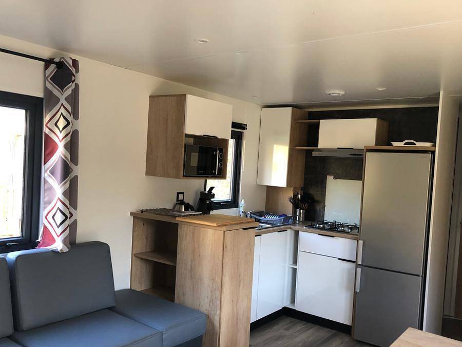 Camping La Castillonderie - Mobilheim 6 personen - Privilège 3 Schlafzimmer - 2 Badezimmer - Klimaanlage + Tv in Thonac, Périgord Noir