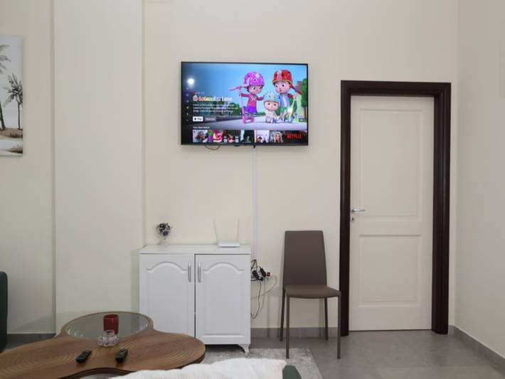 Appartamento per 7 persone, con balcone e vista oceano nonché panorama a Durazzo
