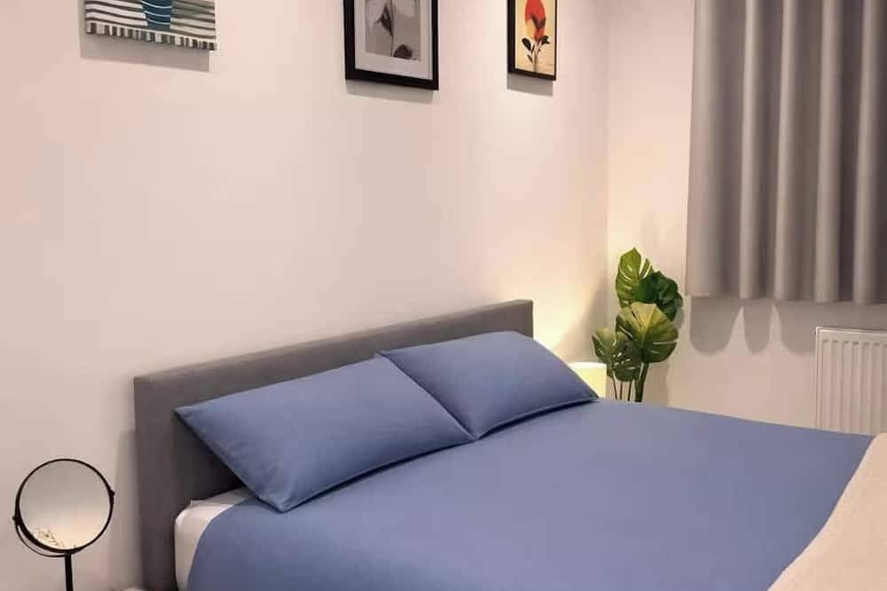 Contractor/Corporate-Friendly Home | Sleeps 6 | Long Stays in Bolton, Greater Manchester