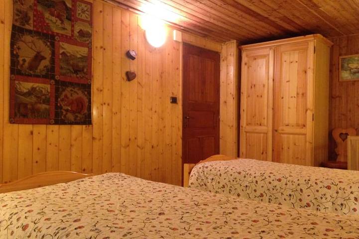 Gîte pour 10 personnes, avec balcon et jardin, animaux acceptés dans Gressoney-Saint-Jean - 3