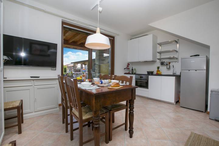 Ferienwohnung für 6 Personen, mit Balkon und Pool am Gardasee - 4