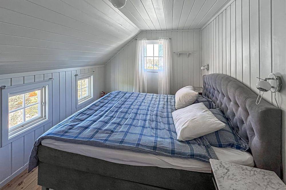 Gemütliches Haus mit 4 Schlafzimmern in. in Gjeving, Tvedestrand