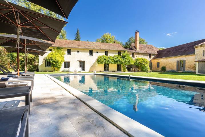 Location de vacances pour 14 personnes, avec Jardin et Piscine à Saint-Avit-Sénieur