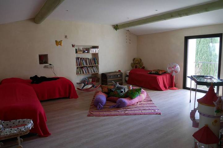 Maison de campagne pour 10 personnes, avec Jardin à Lagarde-Paréol - 4