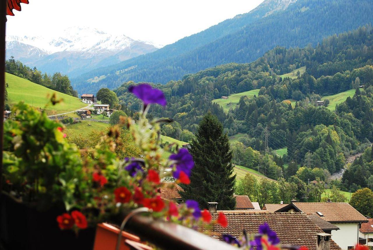 Rooms with Private bathrooms in Chaîne de Plessur