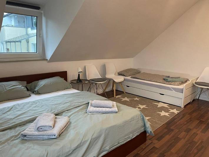 Ferienwohnung für 14 Personen, mit Ausblick in Langenhagen - 2