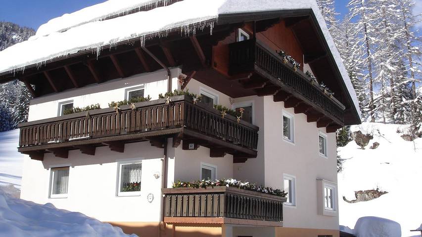 Ferienwohnung für 9 Personen, mit Balkon in Sankt Jakob in Defereggen