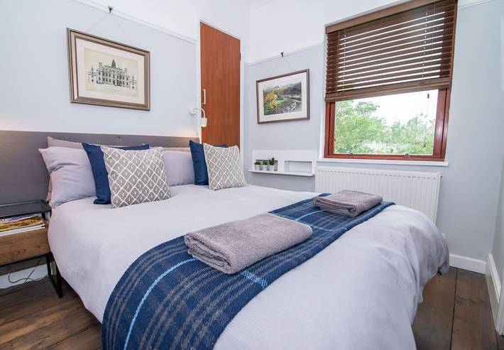 Host & Stay | Terrace House on Canal in Worcester, Worcestershire