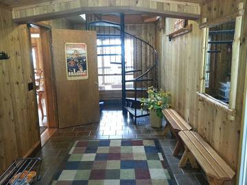 Log Cabin for 8 Guests in Meeks Bay, El Dorado County, Picture 4