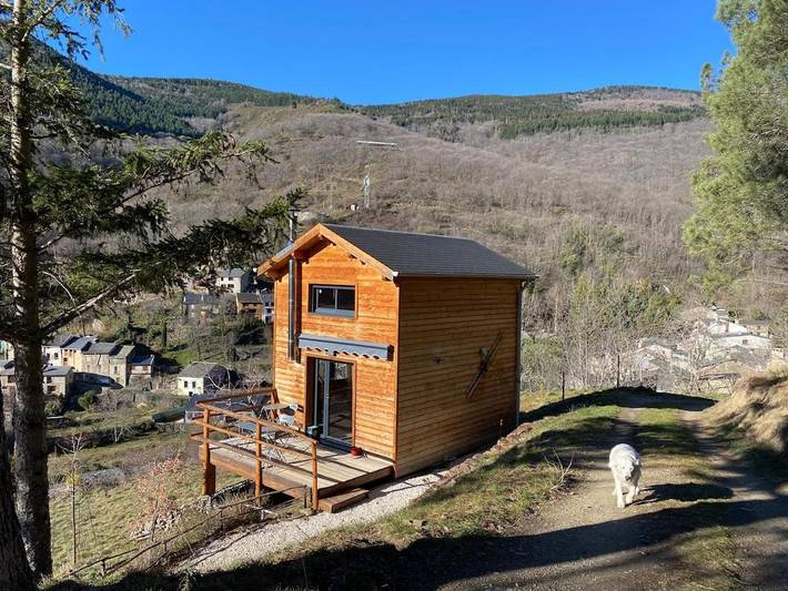 Gîte pour 4 personnes, avec Terrasse ainsi que Jardin et Vue à Urbanya
