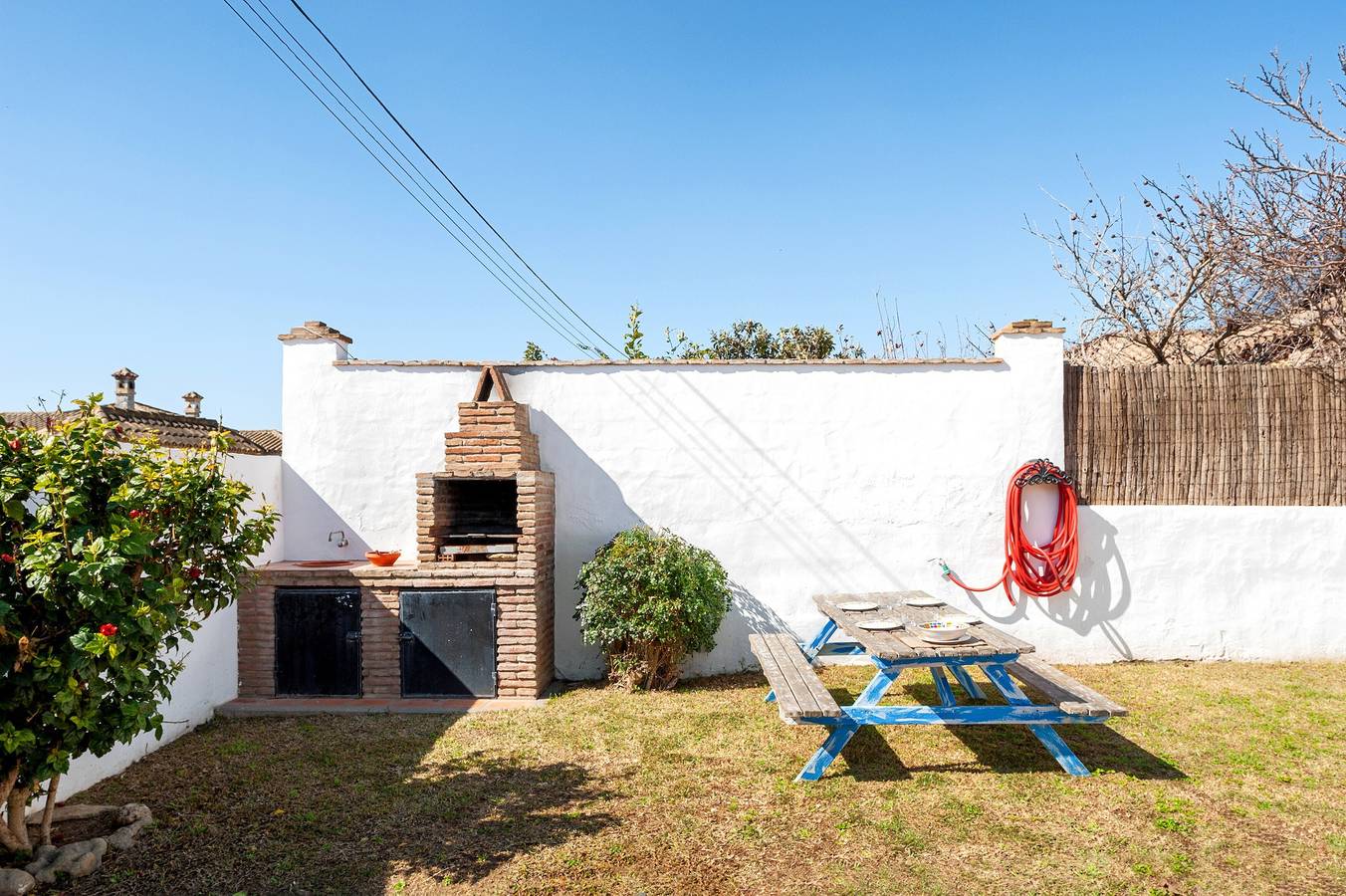 Holiday Home "Cortijo Villa La Dehesa" with Wi-Fi, Terrace & Garden in Conil de la Frontera, Costa de la Luz