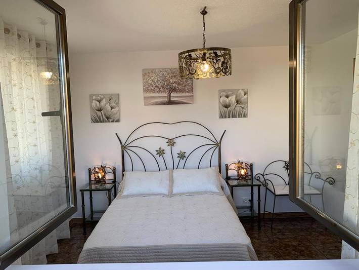 Casa de vacaciones para 14 personas, con balcón y vistas además de piscina y jardín - 1