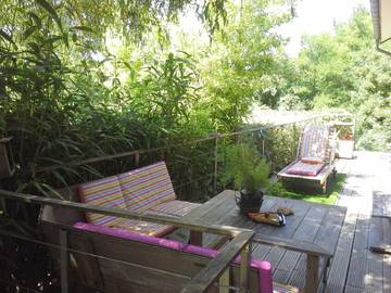 Gîte pour 4 personnes, avec vue et jardin à Arbois (homonymie)