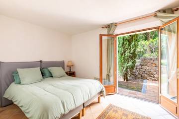 Maison De Vacances pour 10 Personnes dans Saint-Cézaire-sur-Siagne, Région de Cannes, Photo 4