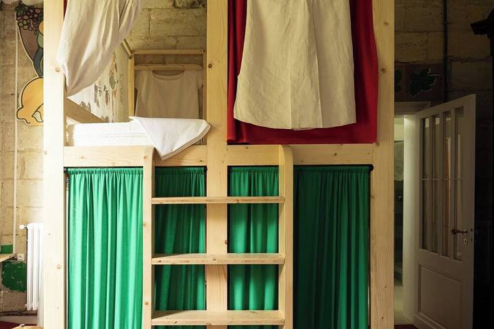 Location de vacances pour 34 personnes, animaux acceptés à Saint-Émilion - 2