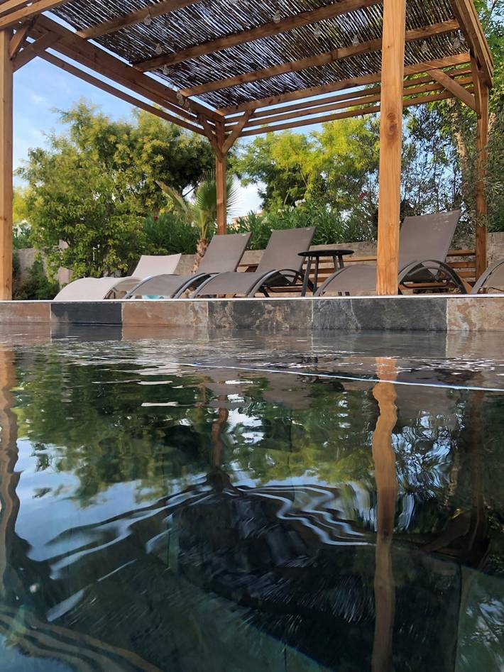 Gîte pour 2 personnes, avec terrasse ainsi que jacuzzi et piscine à Pinet (homonymie) - 2