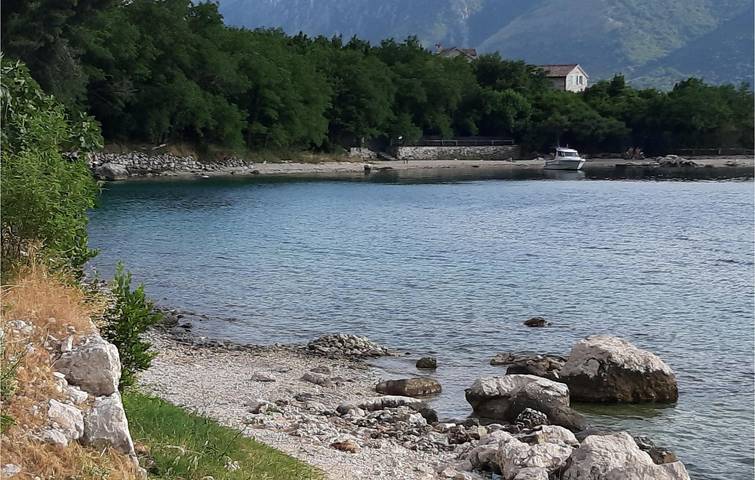 Ferienhaus für 8 Personen mit Terrasse in Dobrota, Boka Kotorska