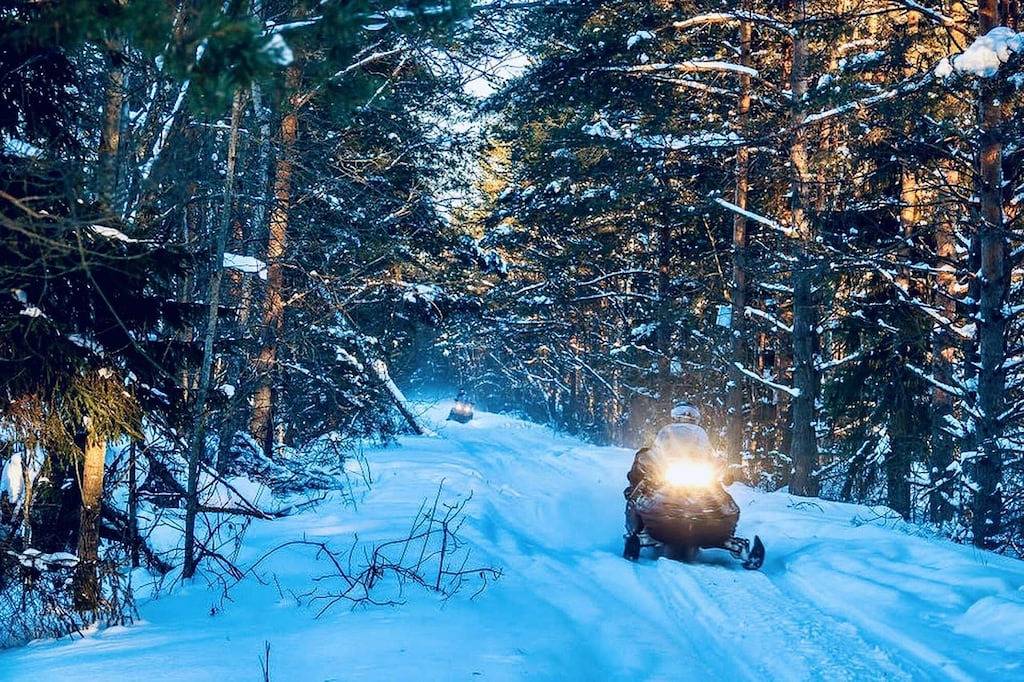 ⛷️⛱️⛰️Mt. Maplewood Lake Home❤️Budget★3Br★Hottub★Fireplace★Games★Dogs+ in Blakeslee, Monroe County (PA)