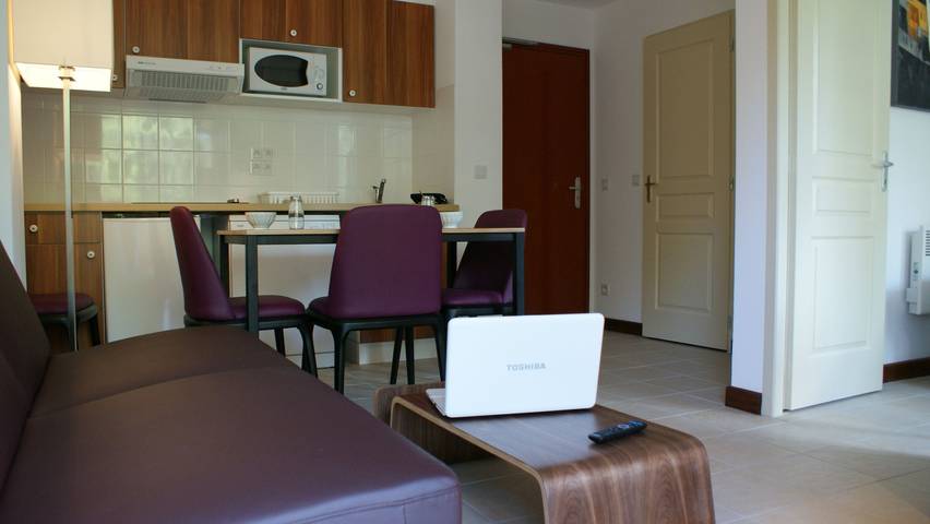 Estudio entero, Estudio para 1 persona con sauna in Guillaumes, Nizza Region