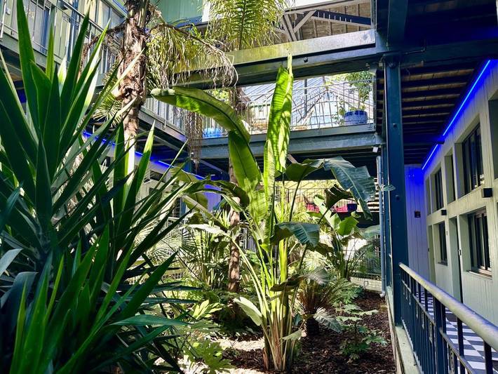 Aparthotel para 2 personas, con terraza y jardín - 1