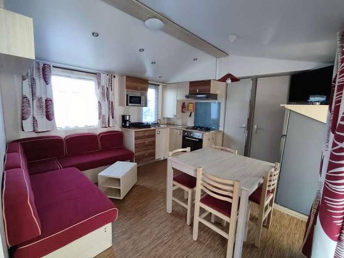 Camping pour 6 personnes, avec bassin pour enfant ainsi que piscine et jardin à Meschers-sur-Gironde - 3